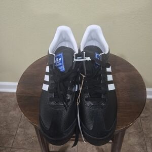 Adidas Men's Samoa Black and White Sneakers Size 9.5